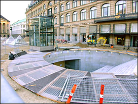 Metroanlæggelse på Kgs. Nytorv i København
Foto: Helge Bay, d. 28.03.02