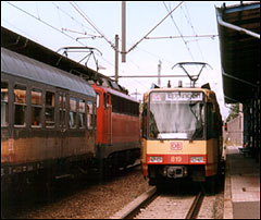 Duo-sporvogn p&aring; baneg&aring;rden i Baden Baden. 
Foto: Helge Bay 1999